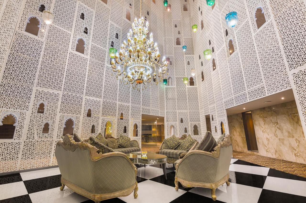 Hotel Sarovar Portico , Indore Extérieur photo