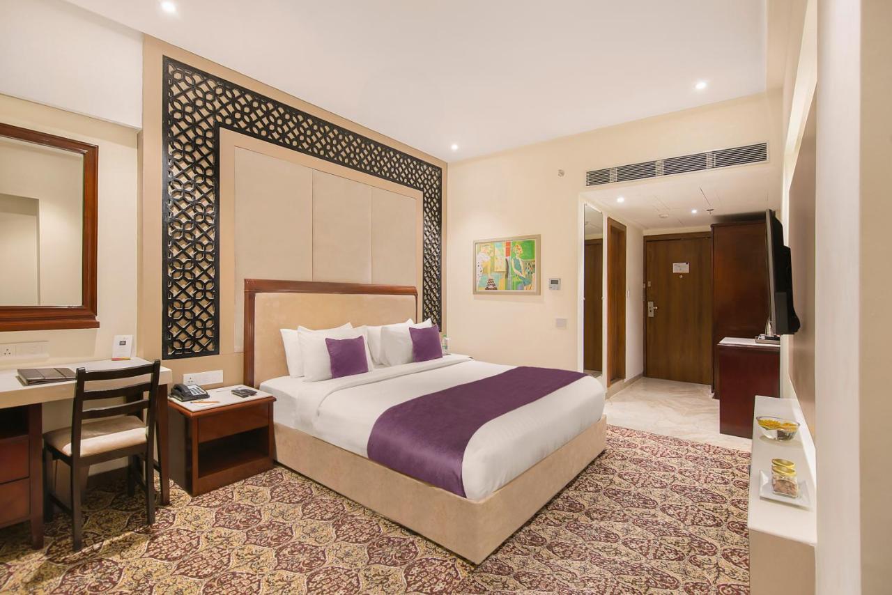 Hotel Sarovar Portico , Indore Extérieur photo