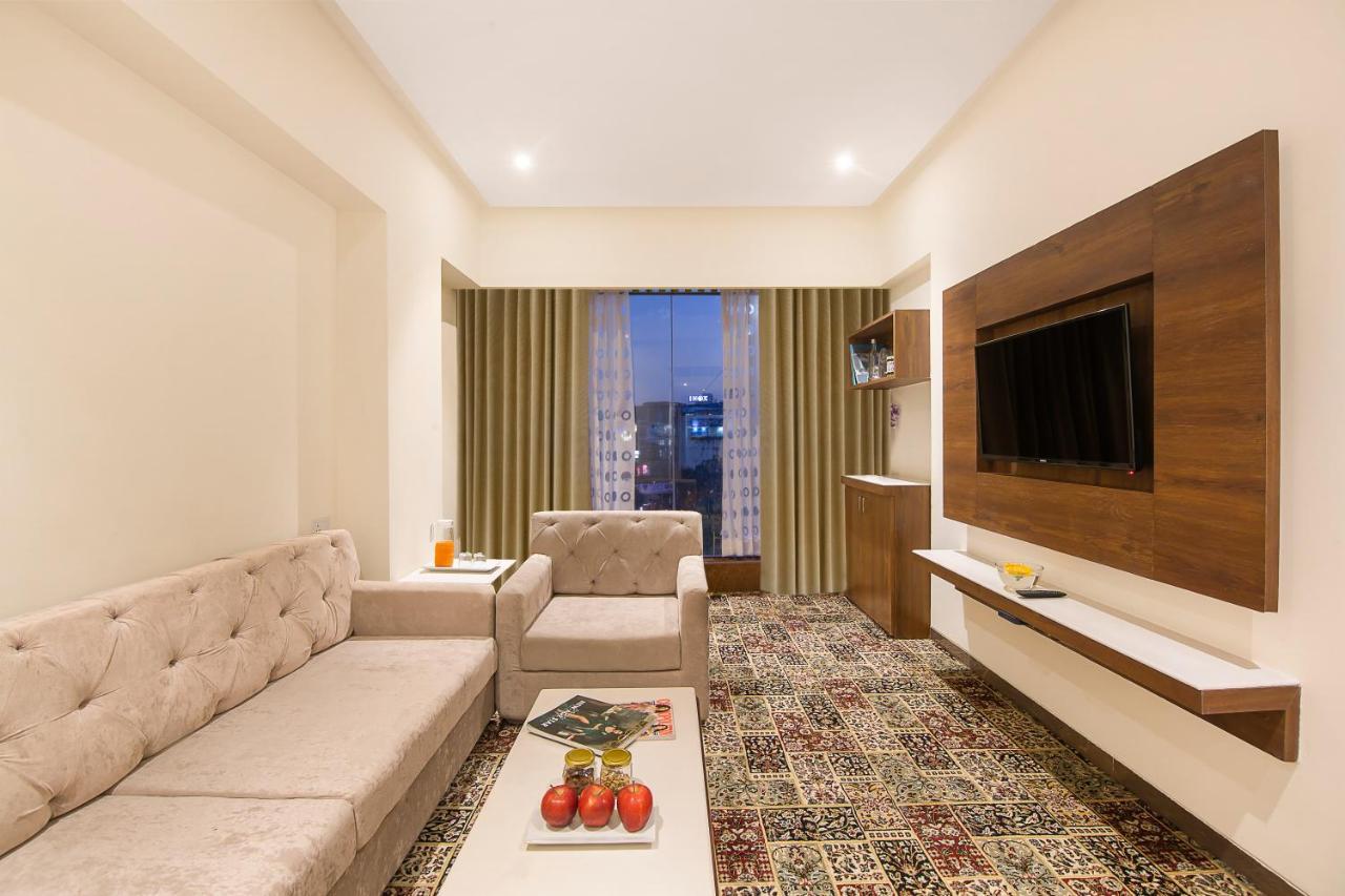Hotel Sarovar Portico , Indore Extérieur photo