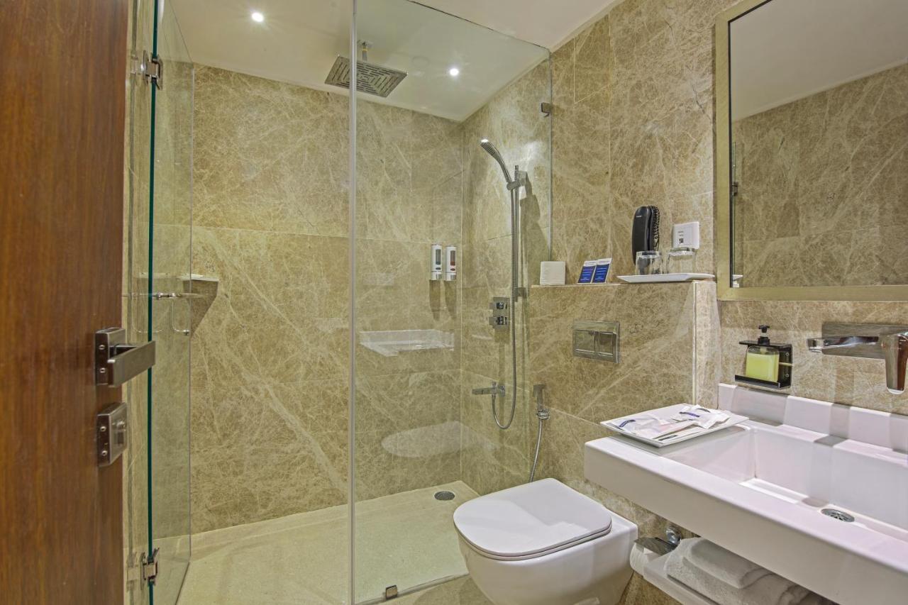 Hotel Sarovar Portico , Indore Extérieur photo
